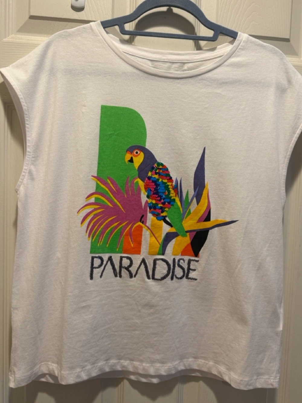 Sequined multicolor parrot sequin embellishment Cotton Top - Picture 9 of 15